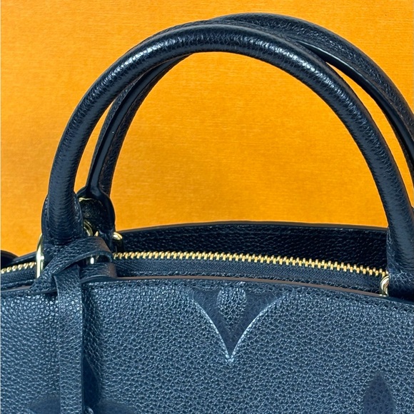 Beautiful Louis Vuitton Petite Palais Empreinte Noir Sold - Picture 4 of 16